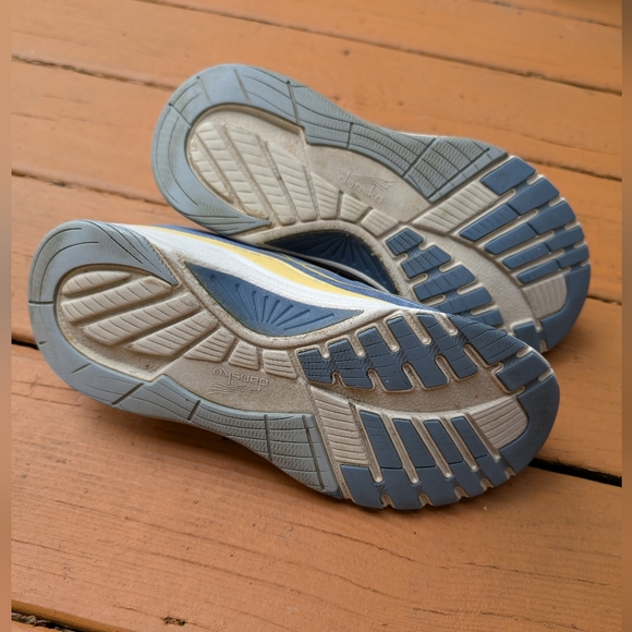 Dansko Pace Sneakers - Picture 5 of 8